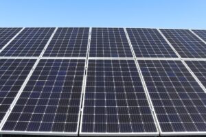 Impianto fotovoltaico su copertura industriale